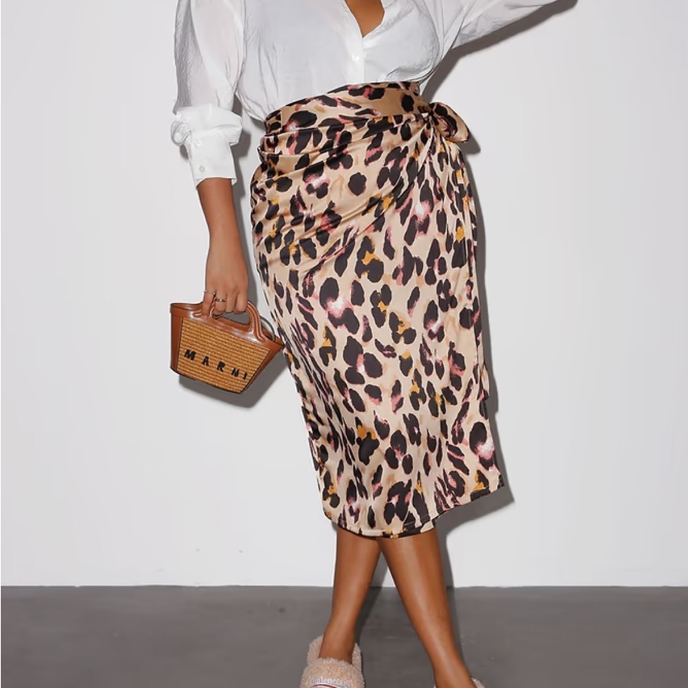 NWT Leopard Skirt